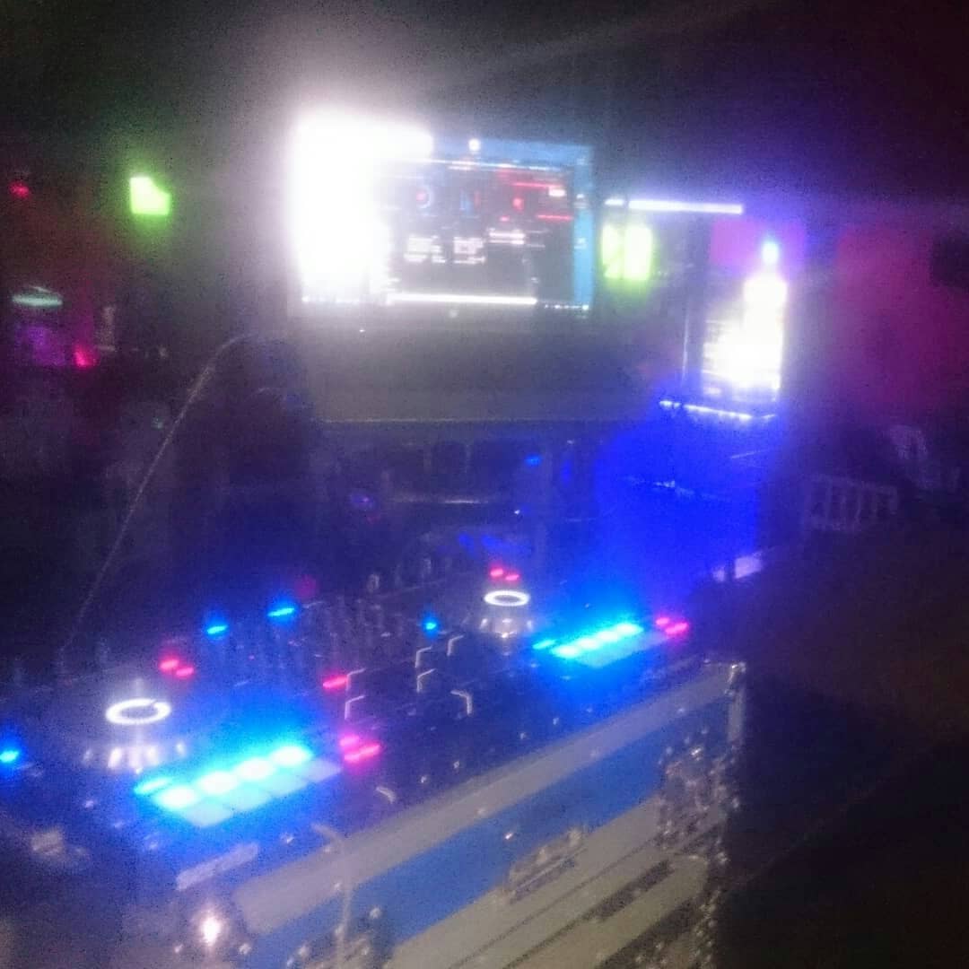 Thanks for coming in many numbers let's do it again see u soon😘 #TuesdayNightReigns #djing #DJs #djlifestyle #nightrave 
#Nightclubbing #seratodj #virtualdj
#pioneerdj #rane #EDMFamily #edmlovers #EDMTwitter #djelbow #DjInTheMix #Rave #ravers #raving