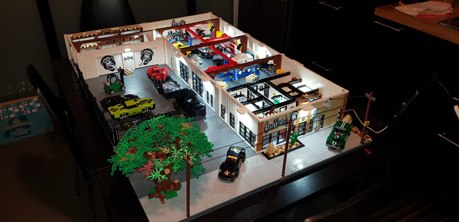 Gas monkey sale garage lego