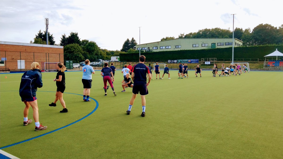 Huge numbers turned up for pre-season tonight - hitting 50 eager attendees!

Will Dodds managed us all without sweat (because all he has to do is shout at us to work harder 😆).

Every Tues night from 7-8pm @ Trojans HC.

See you there!

#preseasonfitness #clubfitness #pushit