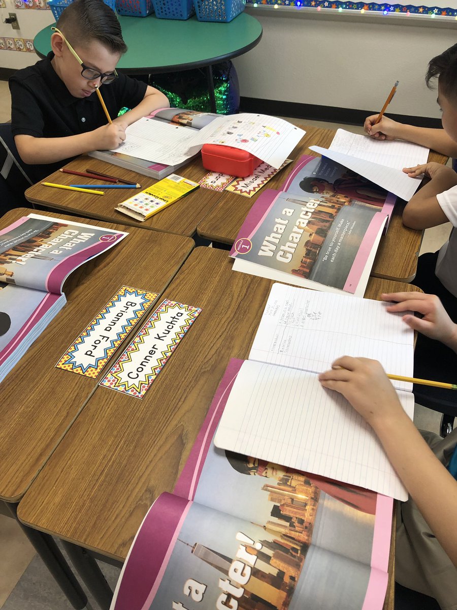 BammBamDelaRosa's tweet photo. Using our AVID-E strategies during reading, 2 column notes 📝 #JPB2020 #2020Vision #jpbcoyotes #TheButlerExperience #TeamSISD https://t.co/ortnvOxqsZ