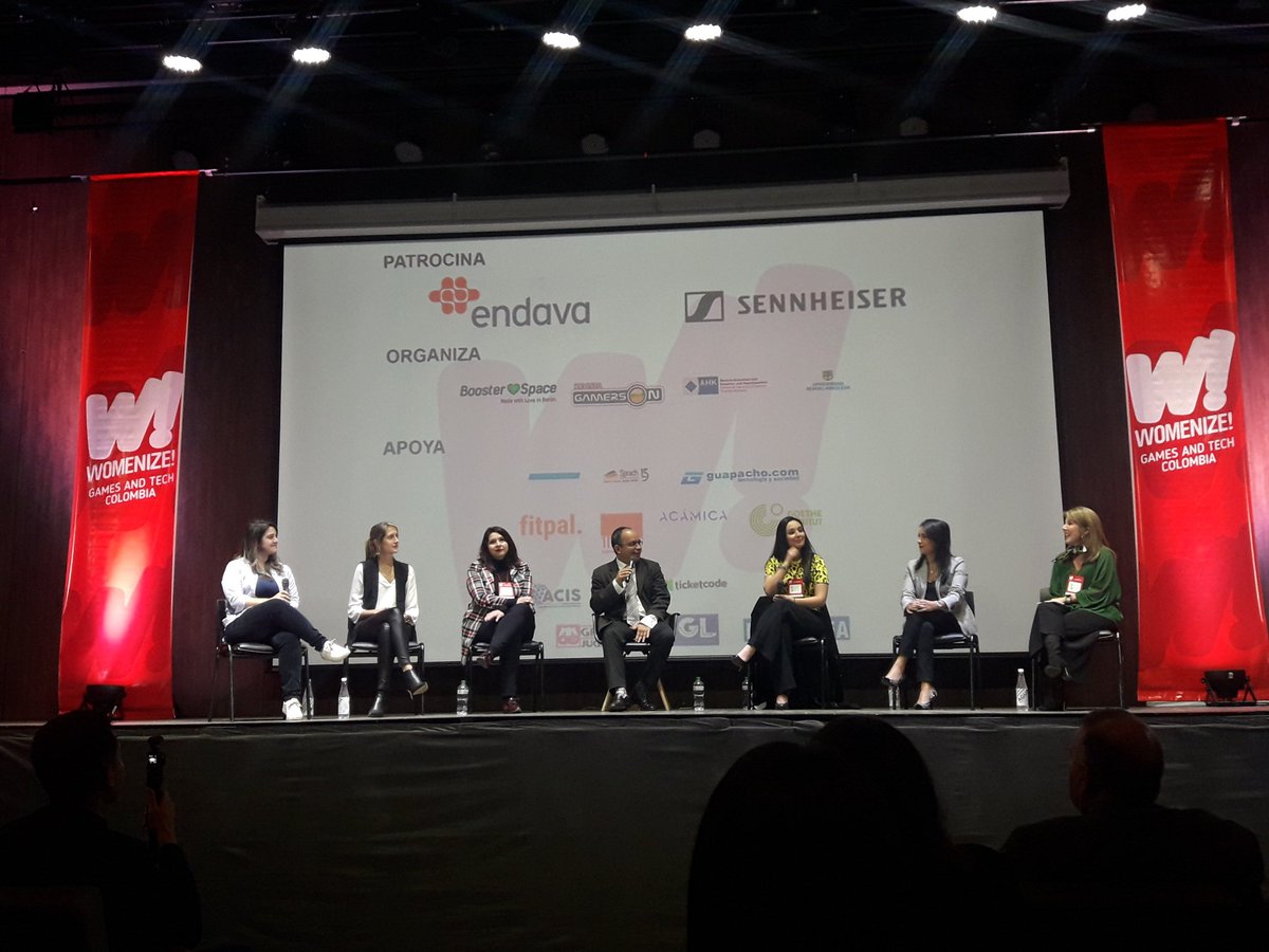 comunica_usa's tweet photo. En el evento #Womanize realizado en el #Hall74 la Escuela de Ciencias de la Comunicación - USA hace parte con la participación de nuestra Decana Ejecutiva #AlexandraClavijo https://t.co/cv2oF1VlXj