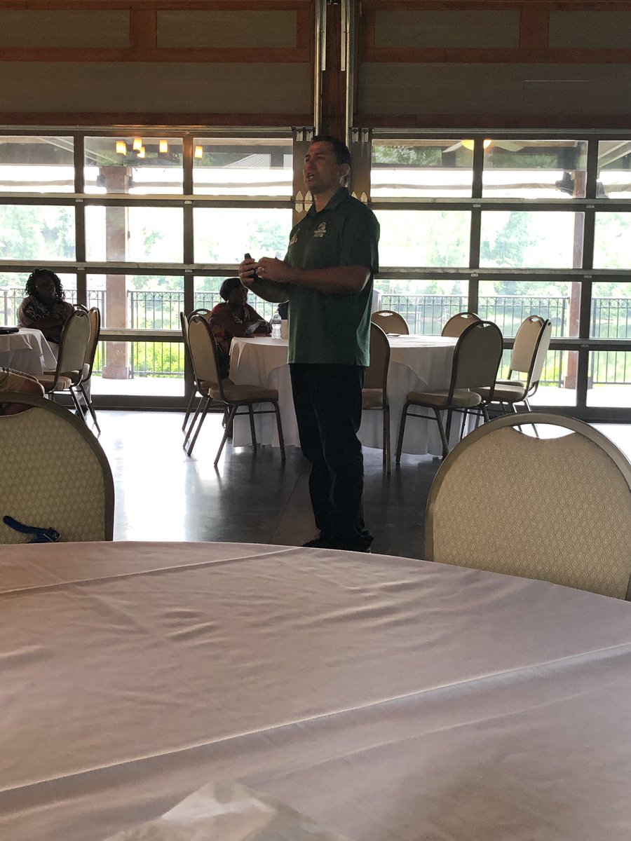 Kim Lavender tweet media