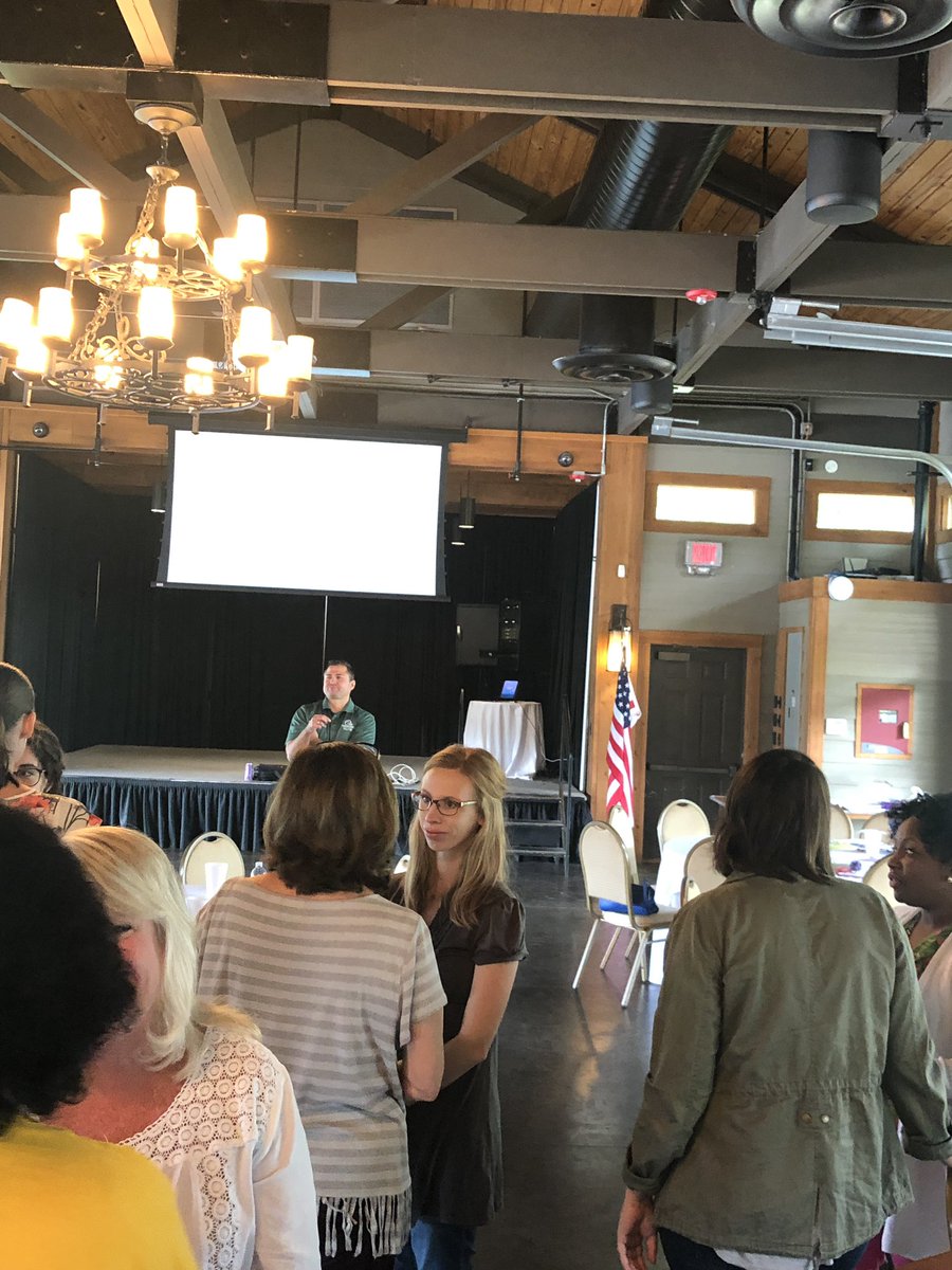 Kim Lavender tweet media