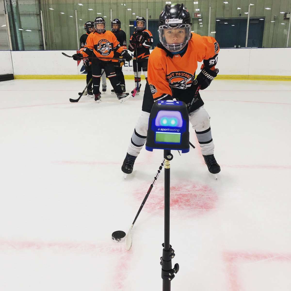 Having some skills station fun in #Yellowknife with @shoottoscorehockey #headsuphockey camp #RISEsporttest