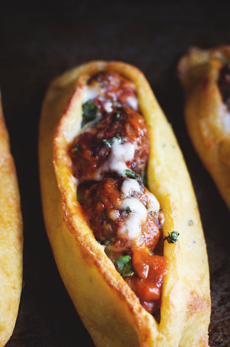 simplysohealthy's tweet photo. This recipe for Low-Carb Meatball Subs is one of my favorites! https://t.co/RkQngQPUuq https://t.co/pOwwPmRbVW