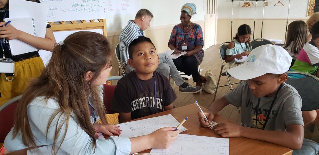 Day ☝️ co-facilitating our workshop, Using Design Thinking to Create a Human Rights Campaign. 17 countries were represented in the room and many languages were spoken. Together we are passionate about 1 thing, Human Rights. <a href="/Sarah7Evans/">Sarah Evans</a> <a href="/ThinkingMaps/">Thinking Maps</a> <a href="/NBPSEagles/">North Broward Prep</a> <a href="/GlobalGoalsUN/">Global Goals</a>