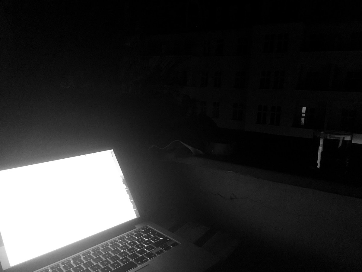 luckow's tweet image. This is where #foss happens. Doing association stuff in the middle of the night. #cmsgarden