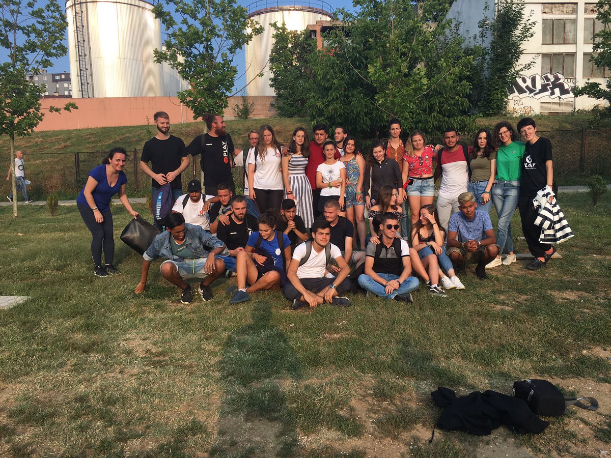 ANESTAPS's tweet photo. 🇽🇰 Jour 1️⃣7️⃣ - #ProjetKosovo 🇽🇰
Le début de semaine était chargé 🕜, suivez les aventures de la #TeamSTAPS ici !
Jour 15 ➡️ https://t.co/JageAeYnBt
Jour 16 ➡️ https://t.co/nKiDyoKx6D
👀Aujourd’hui Jour 17 ➡️ Suite du Summer Camp ! ☀️
#ANESTAPSLife
#STAPSauKosovo
@pl4y https://t.co/Vko2bx1Nvr