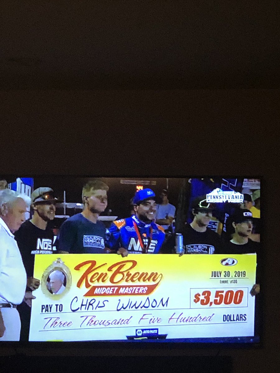 Indychick14's tweet image. Congrats on an Awesome Win @WindomChris!!🏁☝🏼
@NosEnergyDrink #17BC #PAMidgetWeek