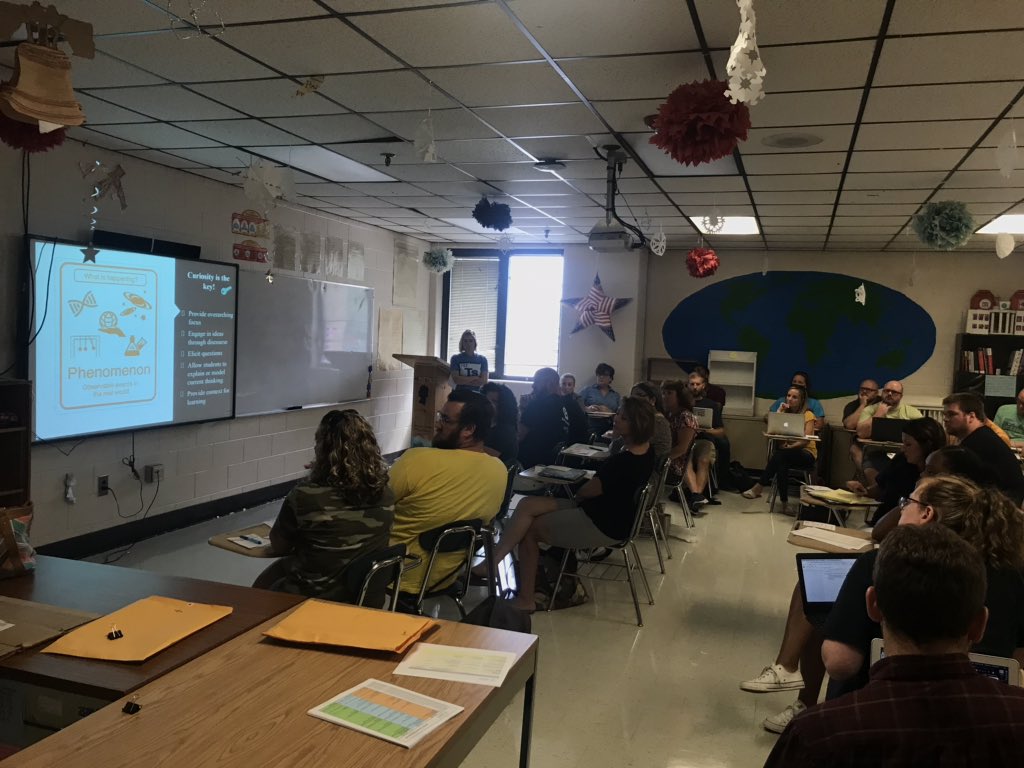 KCSScience's tweet image. Thanks 7th grade leaders @bhsaunders and Mary Jennings for sharing modules, supports and pacing changes! #KCSscience2020