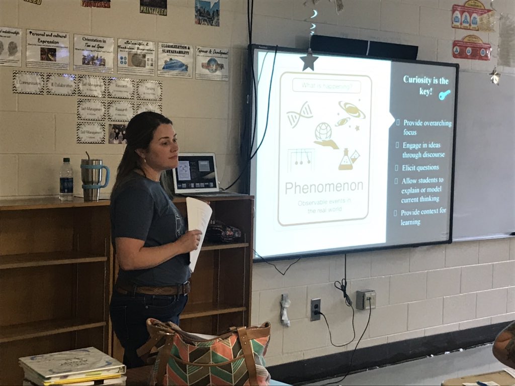KCSScience's tweet image. Thanks 7th grade leaders @bhsaunders and Mary Jennings for sharing modules, supports and pacing changes! #KCSscience2020