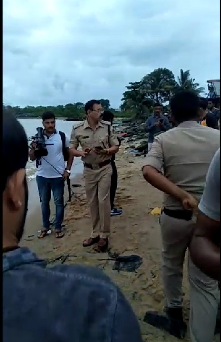 pearlmdsouza's tweet image. Body found  along the #Netravathi  river during search operation for #CafeCoffeeDay founder  VG Siddaratha 

#Mangaluru 
#siddharthamissing 
@compolmlr