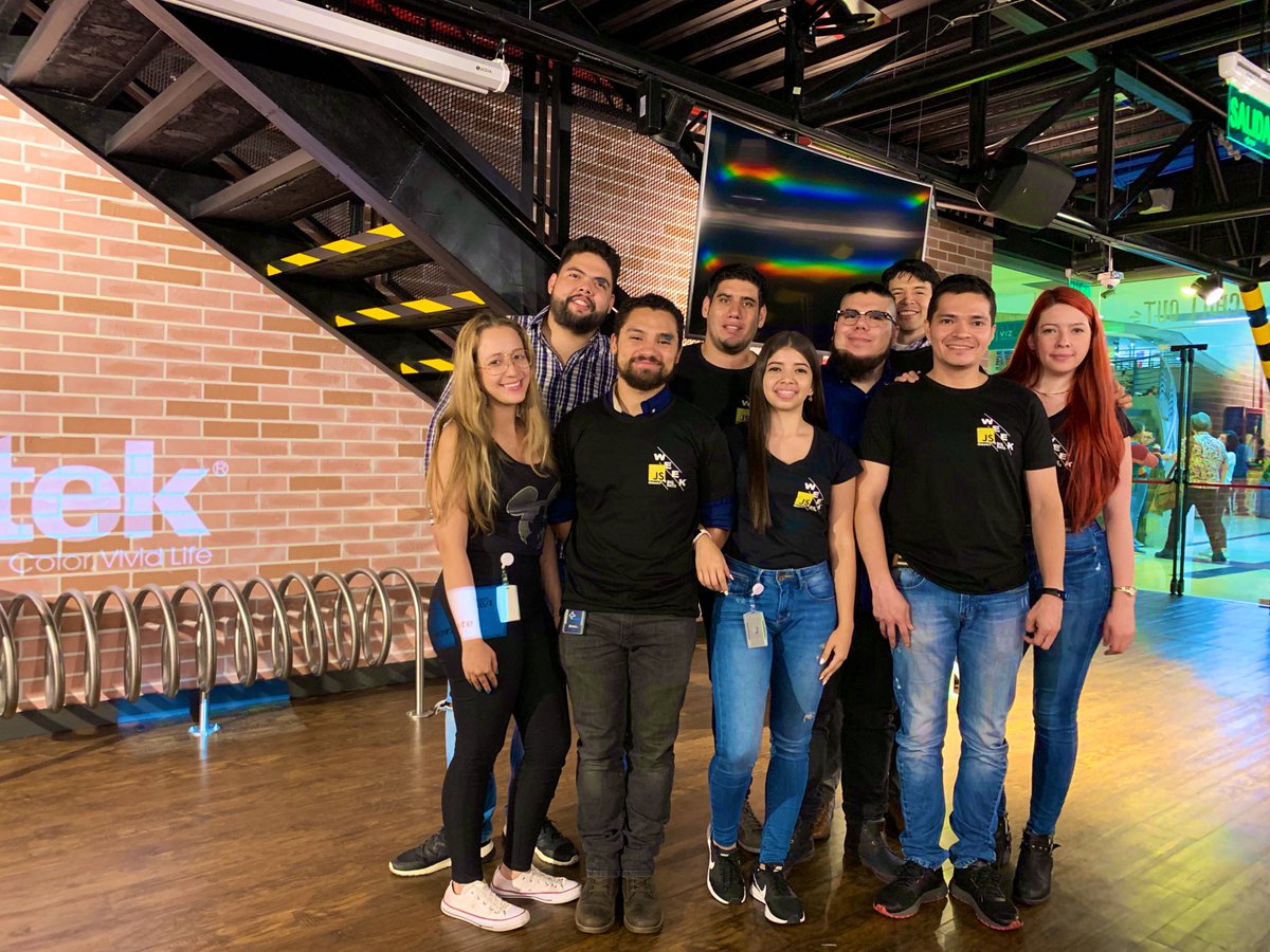 anamariasosam's tweet image. Organizadores #JSWeek de @Globant  ✨✨✨