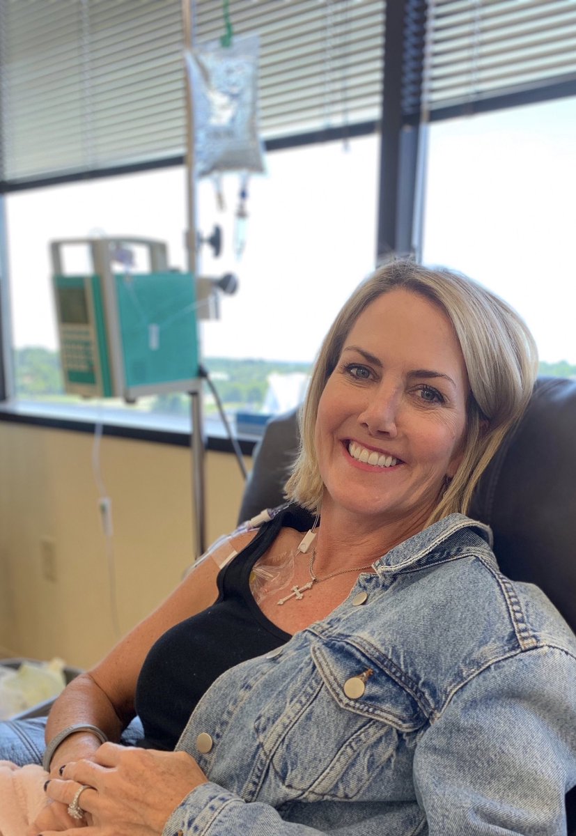 JenniFromTheBlk's tweet photo. CHEMO ROUND 2!!! #RedDevil Thank you for all the love and support!! #Stage III C #WeGotThis https://t.co/NLlRW3IEIW