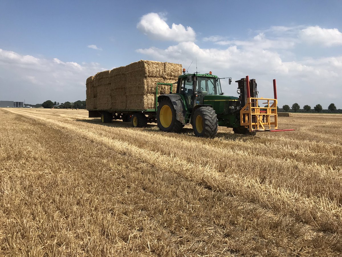 Stro weg cultivator er in💪🏼