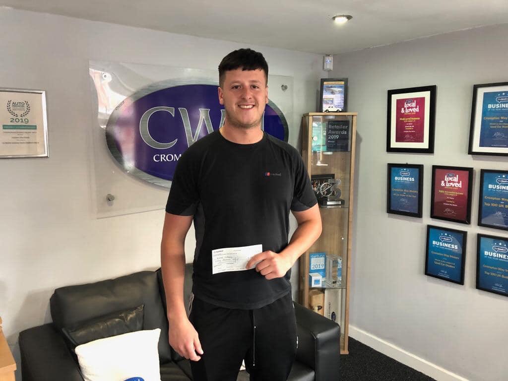Here’s Danny collecting his partner Katie’s £50 Referral Reward!

Thank you for being a loyal customer Danny!
Much appreciated! 👍🏻#CustomerExperience #CustomerReferral #RepeatCustomer #CustomerService