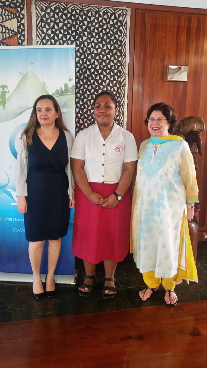 annmary_raduva's tweet photo. Privilege to meet & learn from #ActingDirectorGeneral #IUCN Dr @GrethelAguilar & #IUCN #RegionalDirector #AsiaRegional @IUCN_Oceania Director @masonsmith @AbanKabraji @AnaTiraa @IUCN @IUCNAsia #conservationforum #YoungEcoChamp
#kidsmakingnoise
#youngactivist https://t.co/XTG2i1vmbe