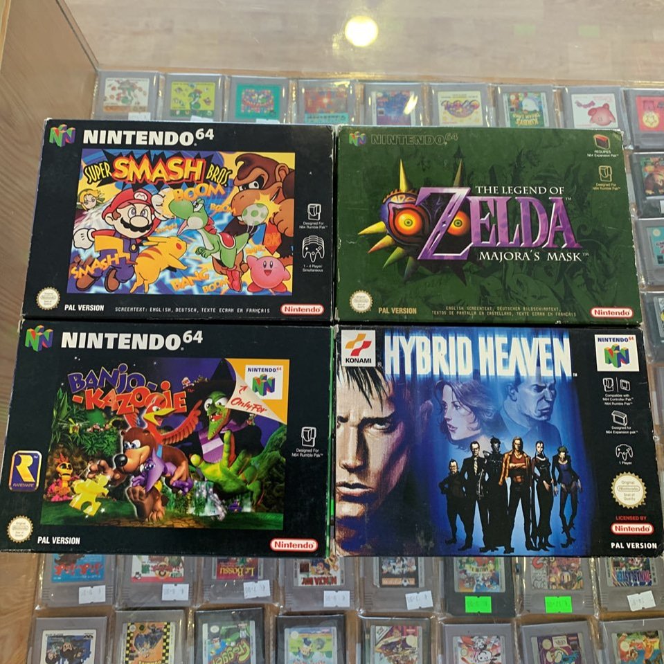 pixel_mundo's tweet image. Ayer recibimos 4 juegazos de #nintendo64 #Nintendo #64bits completos en muy buen estado. #RETROGAMING #retrogaminglife #instagamers #instagamerspain #mundopixel