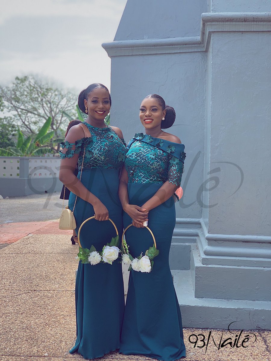 Over the weekend we had a blast ✨
It was all about #ijo2k19 
And the bridesmaids were styled by yours truly @93naile 💫
Ring bouquets @maczevents 💥
See @mz_naile and @mercyannedela looking gorgeous in their dresses✨
#ijo2k19 #bridesmaidsdresses #bridesmaiddress