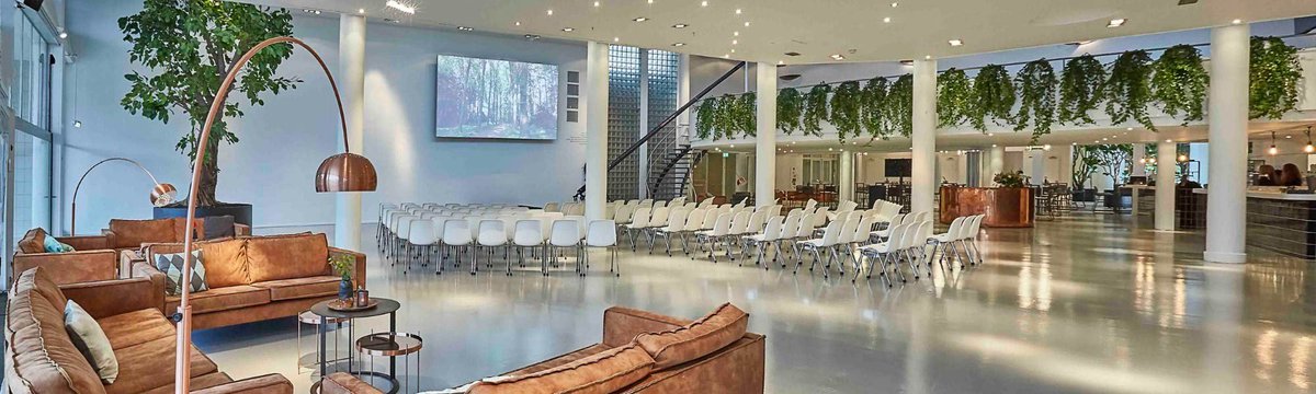 MVO is voor Gooiland een onmisbaar onderdeel van de bedrijfsvoering. Gooiland probeert het milieu zo min mogelijk te belasten, door verstandige keuzes te maken. 
De perfecte locatie voor ons hygiënecongres!
gooiland.nl hygienecongres.nl