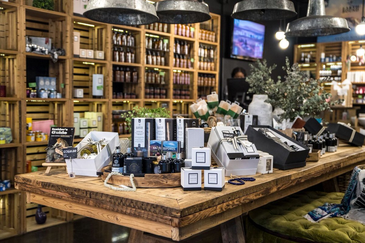 villageviewjhb's tweet image. Make sure you pop into #BeautyFactory to shop their extensive range of natural and luxury beauty products to invigorate, recondition and nourish your skin.

#VillageView