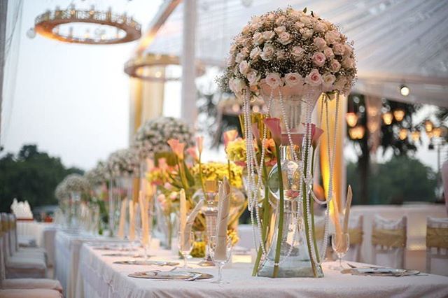 This pastel themed floral decoration is to go gaga over.
.
.
.
Decor by @perfectweddingplanners .
.
.
#IndianWedding #weddingdiaries #weddingseason #wedding #weddingdecor #decor #quirky #loveforever #roses #floraldecor #decorideas #decorgoals #decorationideas #decorhacks #de…