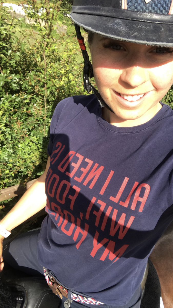 LaurFisher's tweet image. So I think I may have a slight obsession with @houseofmontar slogan t-shirts 😍🙊 

I highly recommend everyone has a look on the @equissimo website as they have a fantastic range 😍 

equissimo.co.uk 
#HorseChatHour #EquestrianLife