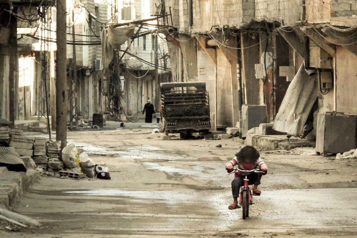 SY_Adab's tweet image. لم يبق من ديننا ، أو من عروبتنا
إلاّ الدعايةُ ، والأسماءُ ، والصُوَر
- إبراهيم الأسود