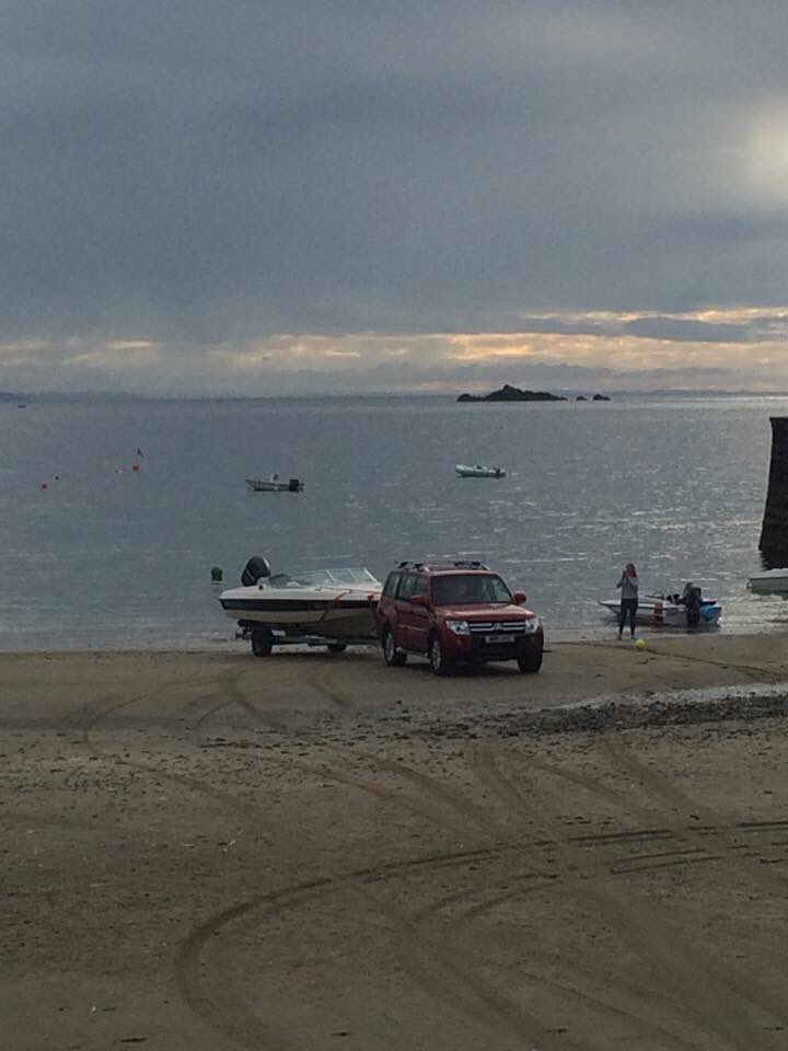 Goooooooooood moooooornibg Cooornwall
Hope the rain had gone
#morning #beach #cornwall #dogwalk