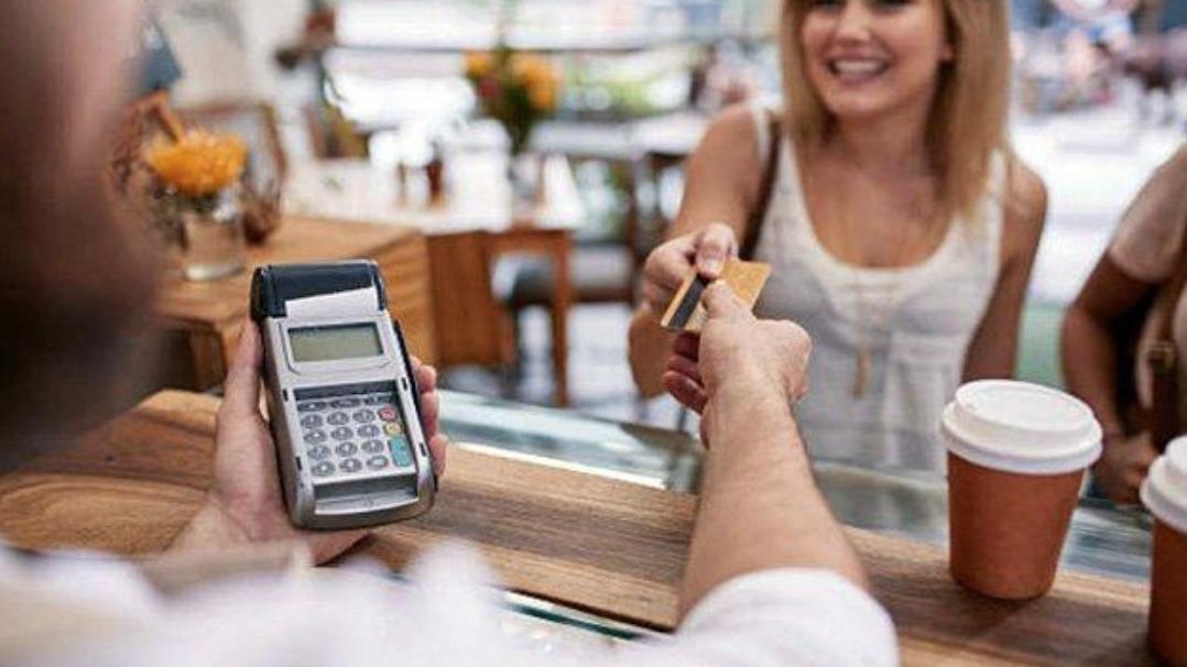 TXtranxactor's tweet photo. A view of a customer's whole purchasing behaviour has never been more important. All retailers wants to retain customers, but without the right data, you can mistake category loyalty for brand loyalty. https://t.co/7VZDKy4iz7