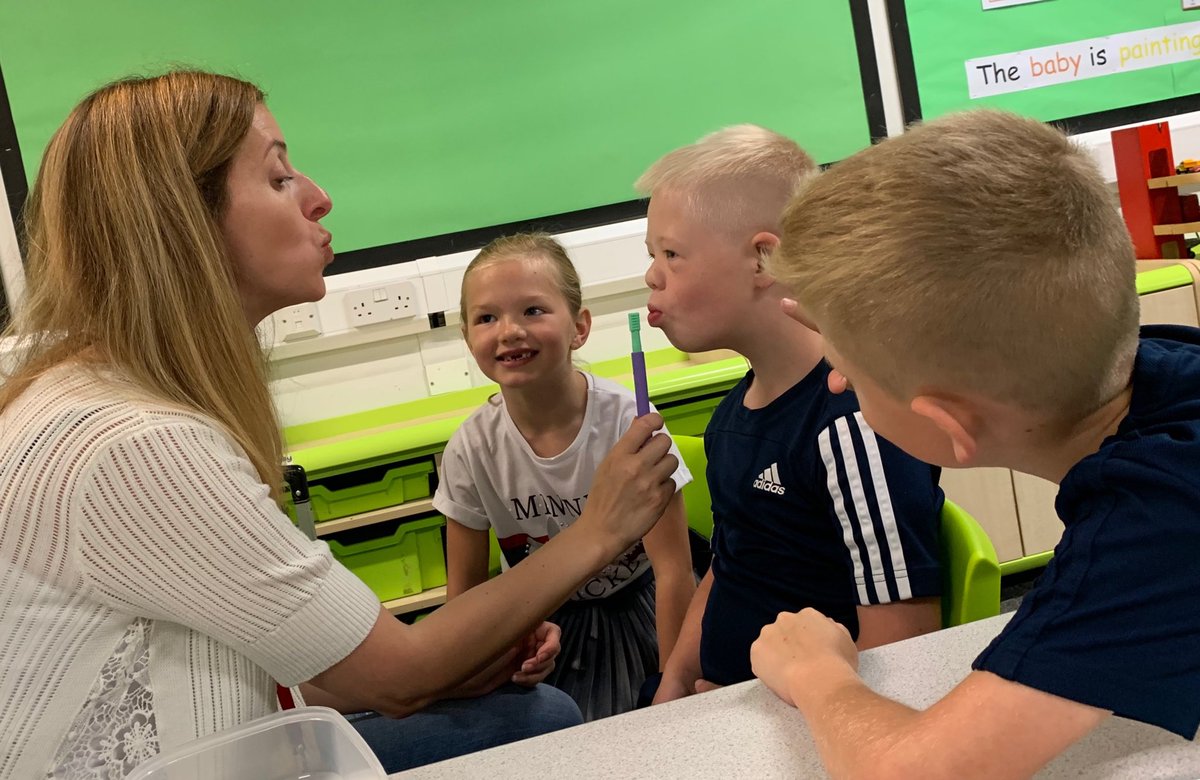 helloharvey's tweet photo. Harvey had a super speech therapy session today encouraged by his brother and sister #itโsfamilyaffair #talktools #speechtherapy #makingprogress ๐๐ https://t.co/8fwd86MO2M