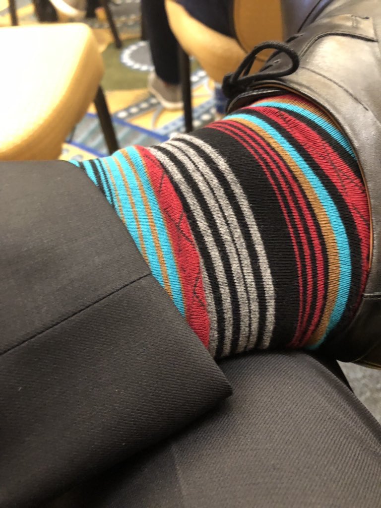 ThisIsSiLLyPod's tweet photo. BREAKING: Exclusive sock photo &amp; shocking development- NO TIE!!! #MLS4TheLou #InsideTheRoom #ExpansionLotto #InDepthCoverage #NewsYouDeserve #StayClassyStLouis https://t.co/40tSqQdlde