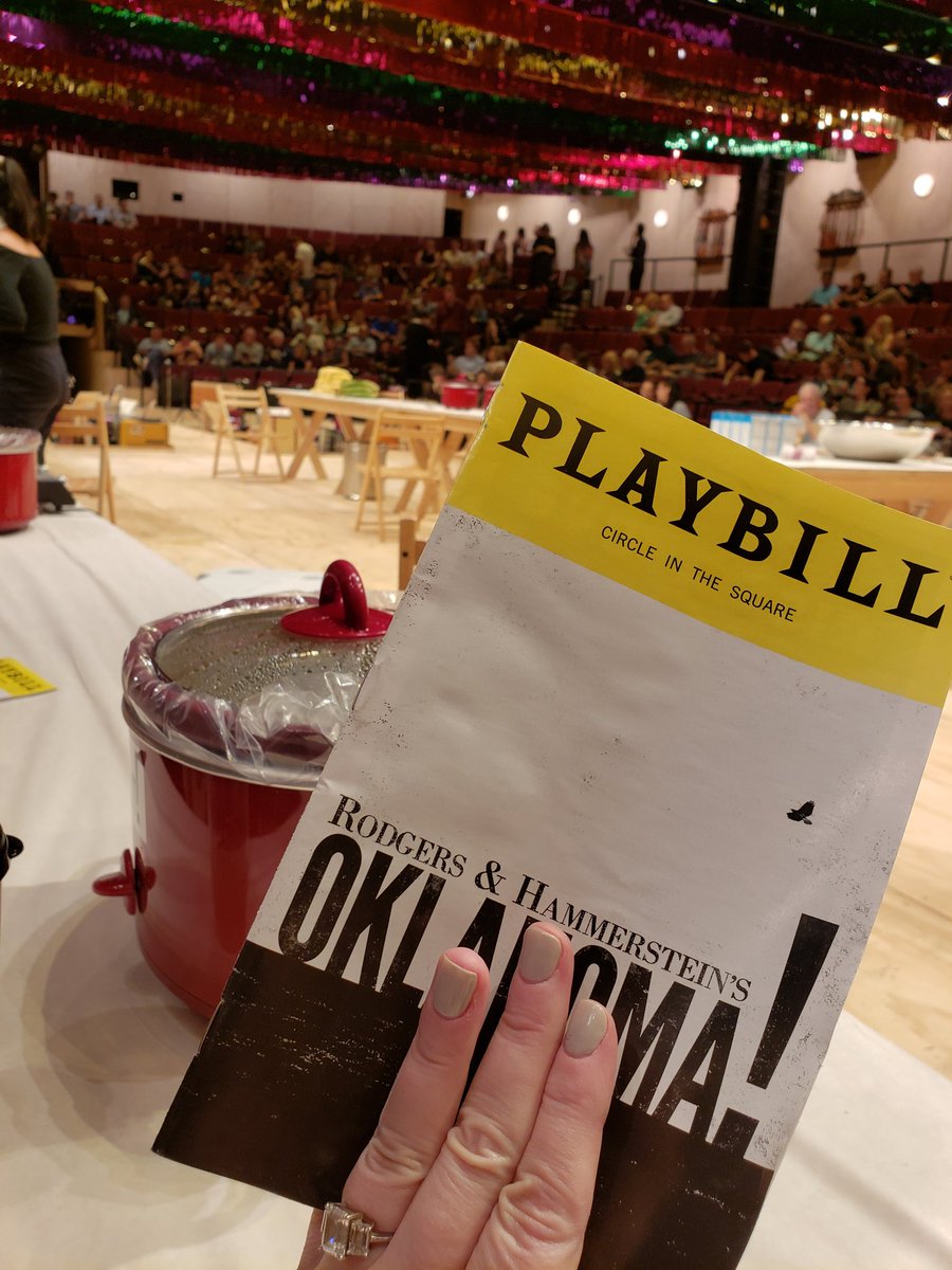 diana_doing's tweet image. @OklahomaBway 3xs is not enough! But sitting at a table took a step beyond the fourth wall in a non gimmick way. There will be a 4th time. #repeatattender