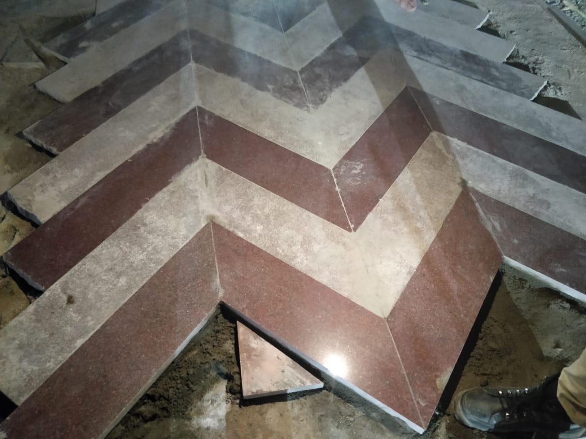 LambaAlka's tweet image. चमकेगा मेरा चाँदनी चौक :),लाल क़िले से फतेहपुरी,मेन रोड चाँदनी चौक की सारी सुविधाओं (बिजली की तारें, पानी-सीवर की लाइनें,फायर हाइड्रेंट का काम पूरा)
फाइनल फिनिशिंग,कारपेटिंग का काम शुरू 👍
7 अगस्त को #SRDC बोर्ड की मीटिंग में ट्रैम को लेकर होगा फ़ैसला 😊👍.
बस अब और इंतजार नही😊.