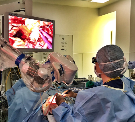 craigwebber11's tweet photo. Thank you @OUHospitals for allowing us to run the first UK B. Braun Aeos microscope trial. It was a great success and we look forward to working together again in the near future. #Aeos #neurosurgery #newtechnology https://t.co/0Xi2W3squD