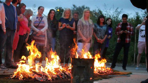 <a href="/BestColwynBay/">Best of the Bay</a> tenovuscancercare.org.uk/get-involved/s… Our First ever Firewalk for <a href="/tenovuscancer/">Tenovus Cancer Care / Gofal Canser Tenovus</a> is in #colwynbay on Thurs 5th Sept. #cancercare #teamtenovus #fundraising #northwales