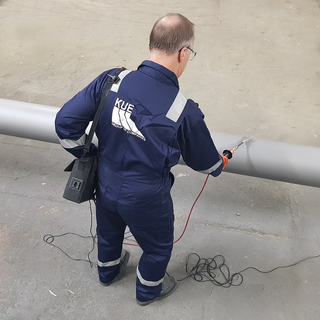 KUEGroup's tweet image. At KUE Group, we utilise two methods of Holiday / Spark Testing; the Wet Sponge Method and High Voltage DC Method. Learn all about the importance of Holiday / Spark Testing in this article: bit.ly/2LwLrnP 
#HolidayTesting #SparkTesting #SparkTest