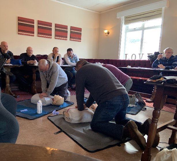 MinxConsulting's tweet image. Driver’s taking their Driver CPC training module: First Aid Theory and Practical is just one of the many sessions we have on offer, if you’ve not completed your hours please book at pos.li/2bj4e0
#cpcdrivertraining #minxconsulting #firstaidtraining #hgv #lgv #pcv