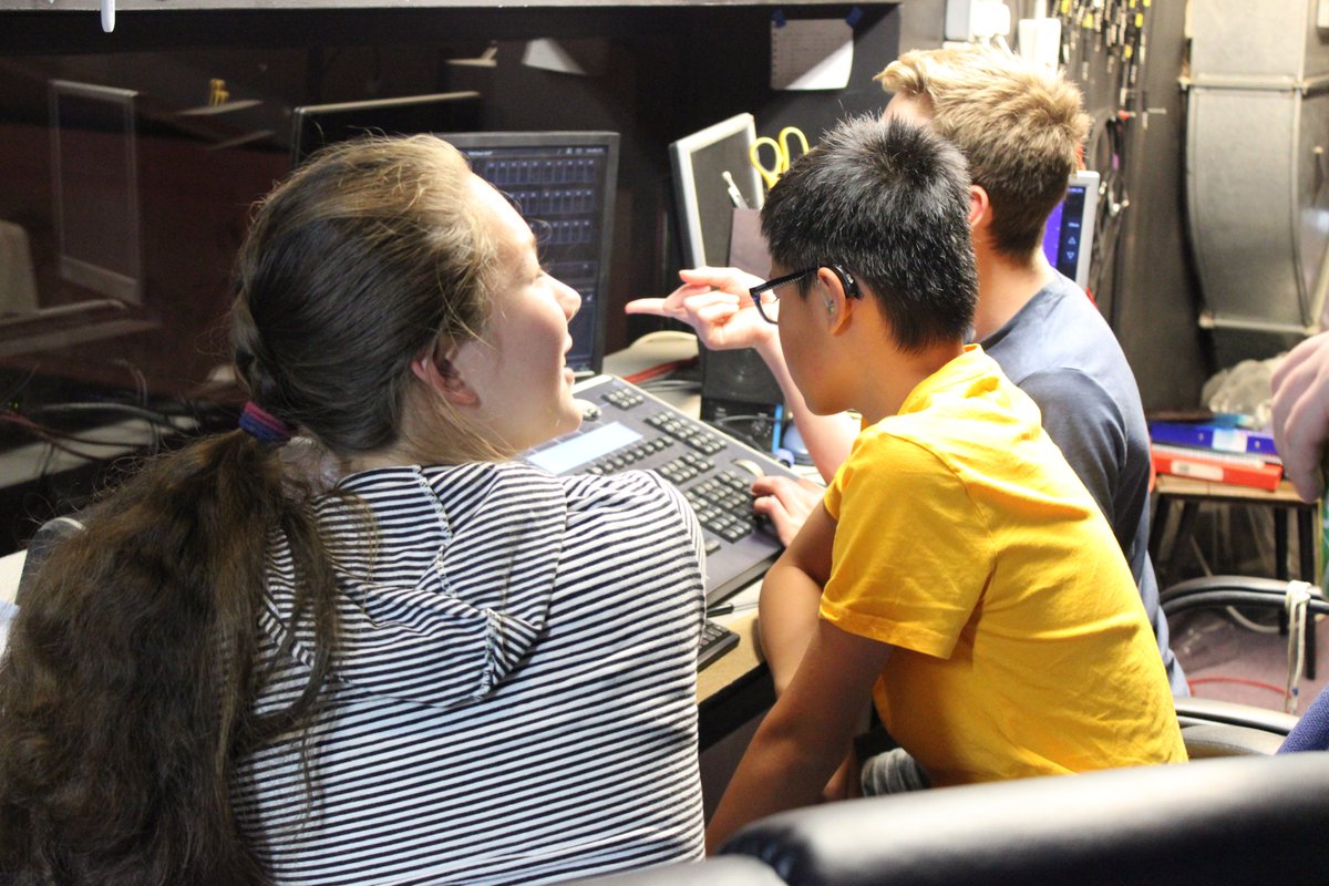 Our Summer Youth Theatre Young Technicians are busy learning all about the lighting desk from one of our Theatre Technicians, Tom 🔌💡🎭 #youngtechnicians #youththeatre #winchester