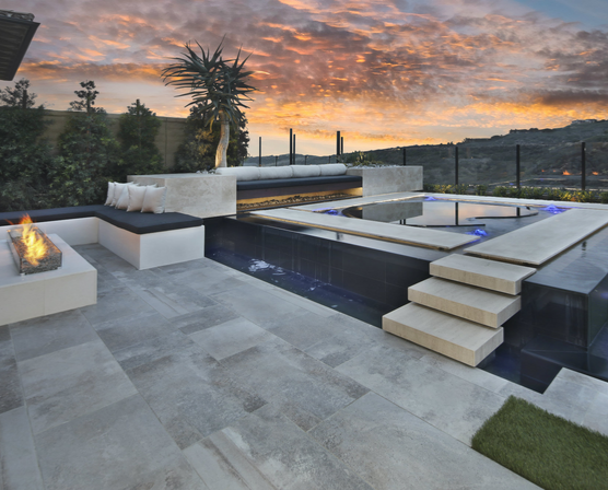 HPCFire's tweet photo. Who will be the 10 pool designs honored in this years, Pool Spa News, Masters of Design competition? Here are the 2018 winners: https://t.co/BBTwR1fQYX #12-VoltFlameControl #FireInspired https://t.co/ibJl0Ugys9