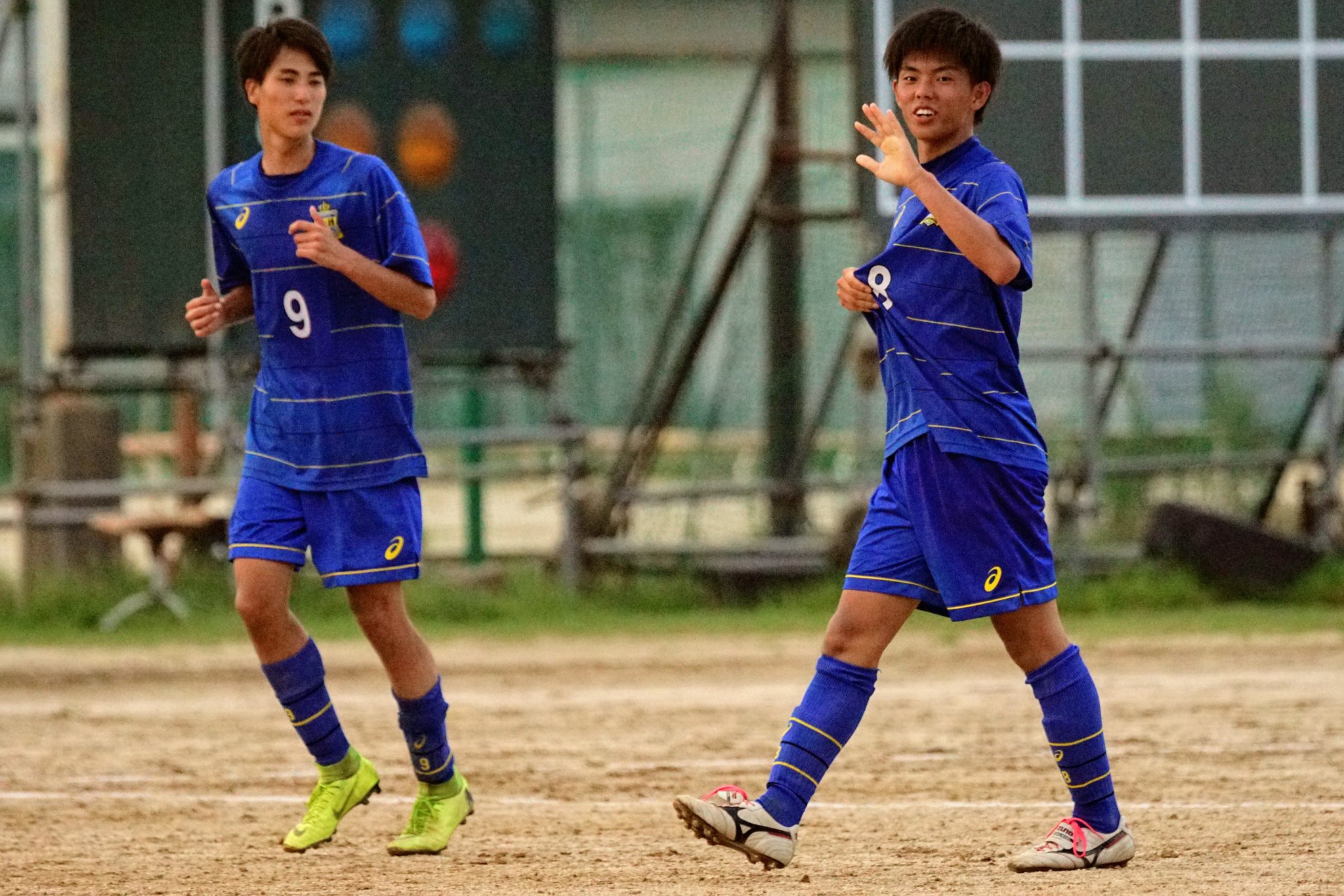 ちゃ 19年度 第98回 全国高校サッカー選手権大会 千葉県大会1次トーナメント 3回戦 小金高校会場 八千代東vs茂原樟陽 八千代東 パシャ T Co Rnkbkdlrpl Twitter