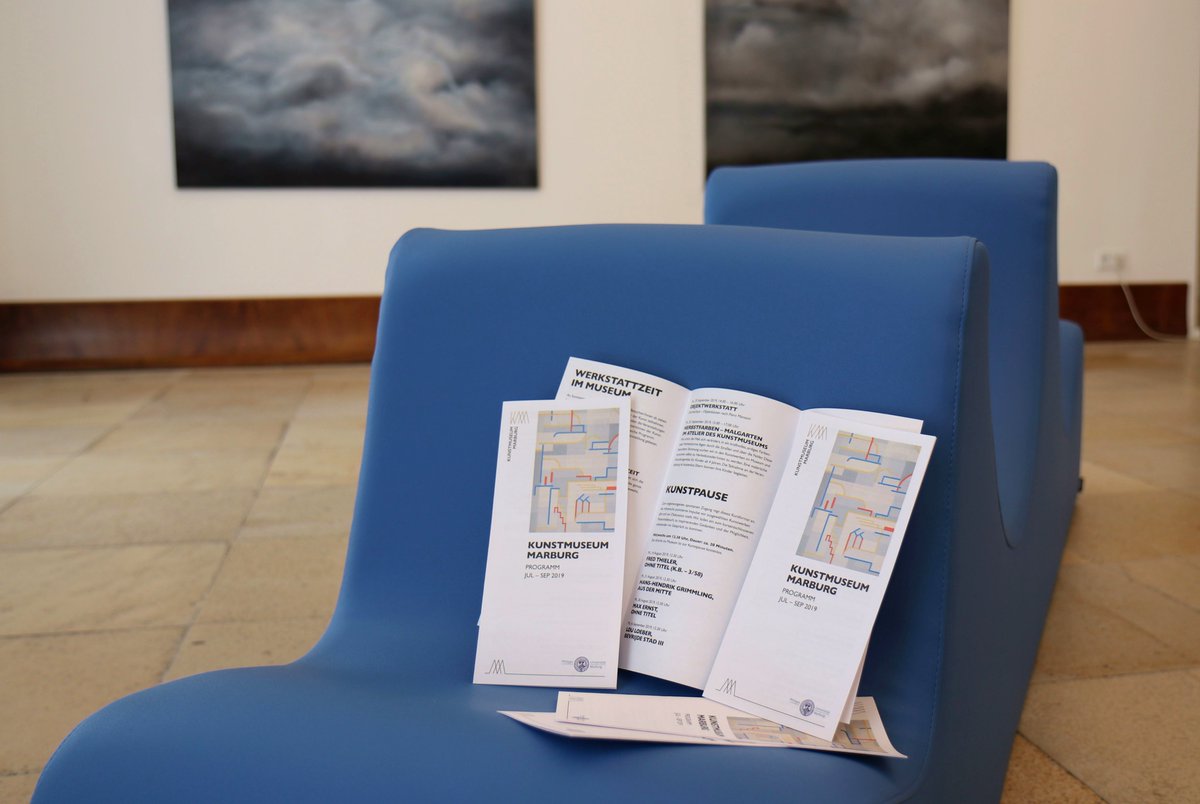 kunstmuseummr's tweet image. Aufgrund der Sommerferien pausiert auch das Veranstaltungsprogramm des #Kunstmuseums. Doch Vorfreude ist ja bekanntlich die schönste Freude. In unserem neuen #Quartalsprogramm könnt ihr euch jetzt schon über die kommenden Veranstaltungen informieren. bit.ly/2yrq66K