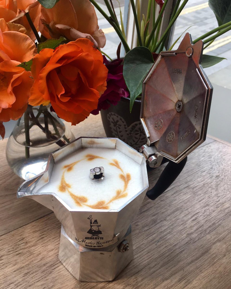 When a cup of coffee is not enough and you need a whole jug😆☕️#climpsonandsons#coffeeshop#mokapot#carterlanecoffee
