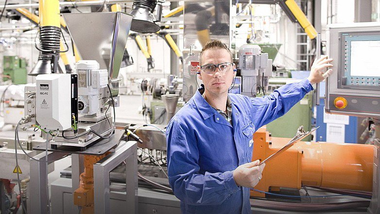 Ensinger GmbH: Ihr Partner für Hochleistungskunststoffe kunststoff-schweiz.ch/K-Messe/html/e… - ensingerplastics.com