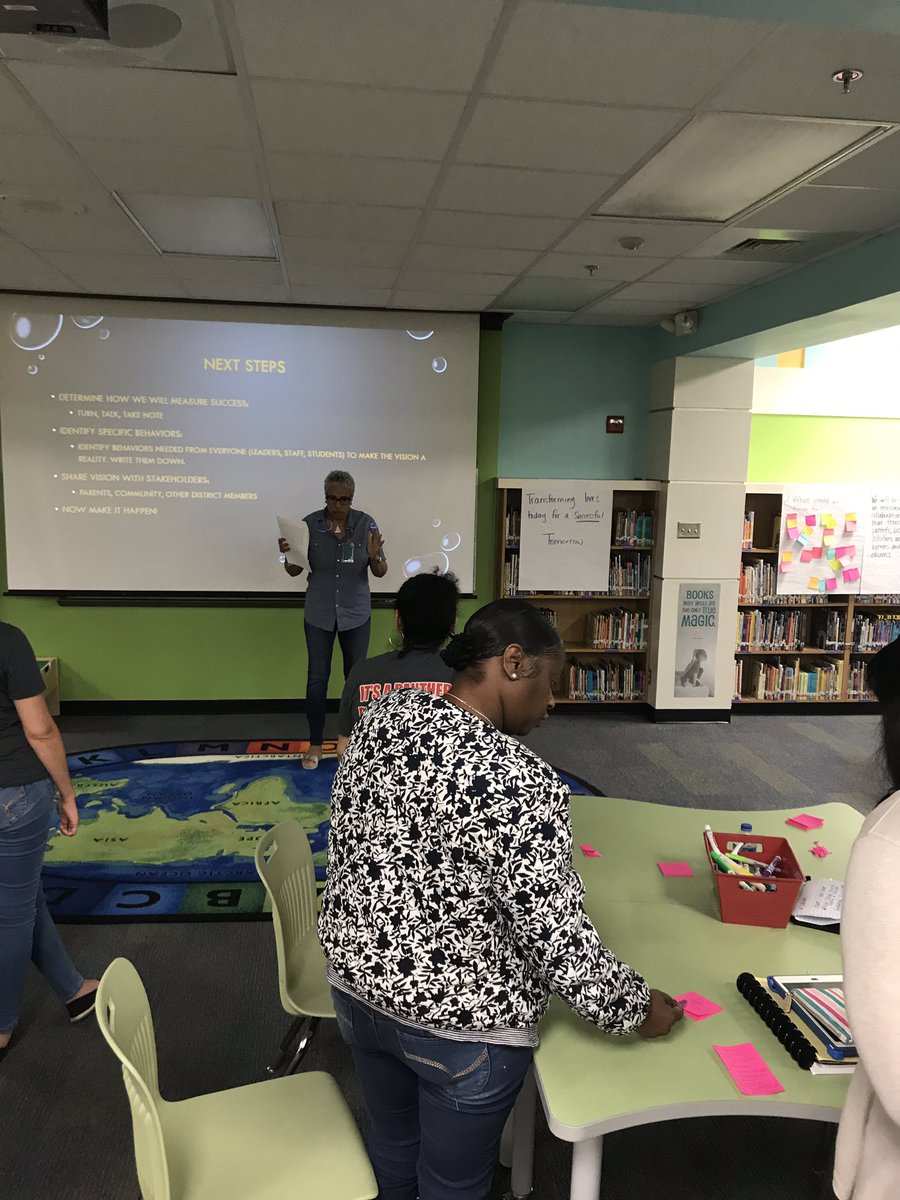 Chandra70156345's tweet photo. Retweeting this because I failed to attach the picture when I first posted it yesterday!
Good job, Madam Principal, Cheryl Alexander!
This, indeed, was a good session!
@Handley_Panther #ChooseGarlandISD https://t.co/rXpNRj4CPp