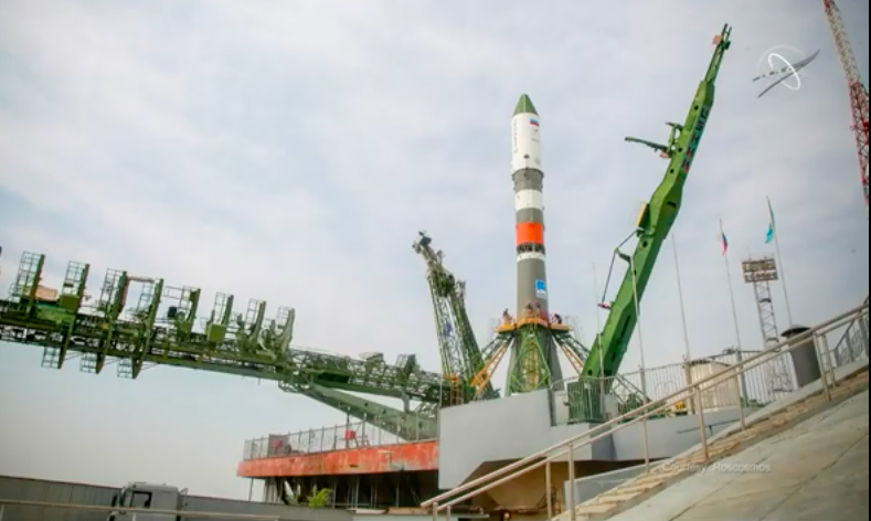 genejm29's tweet photo. #Roscosmos #73Progress Some images via NASATV and Roscosmos of the launch vehicle being set up on Site 31, so far go on all sources for an 8:10 AM EDT launch today (7/31/19) https://t.co/KvPwCKDTFn