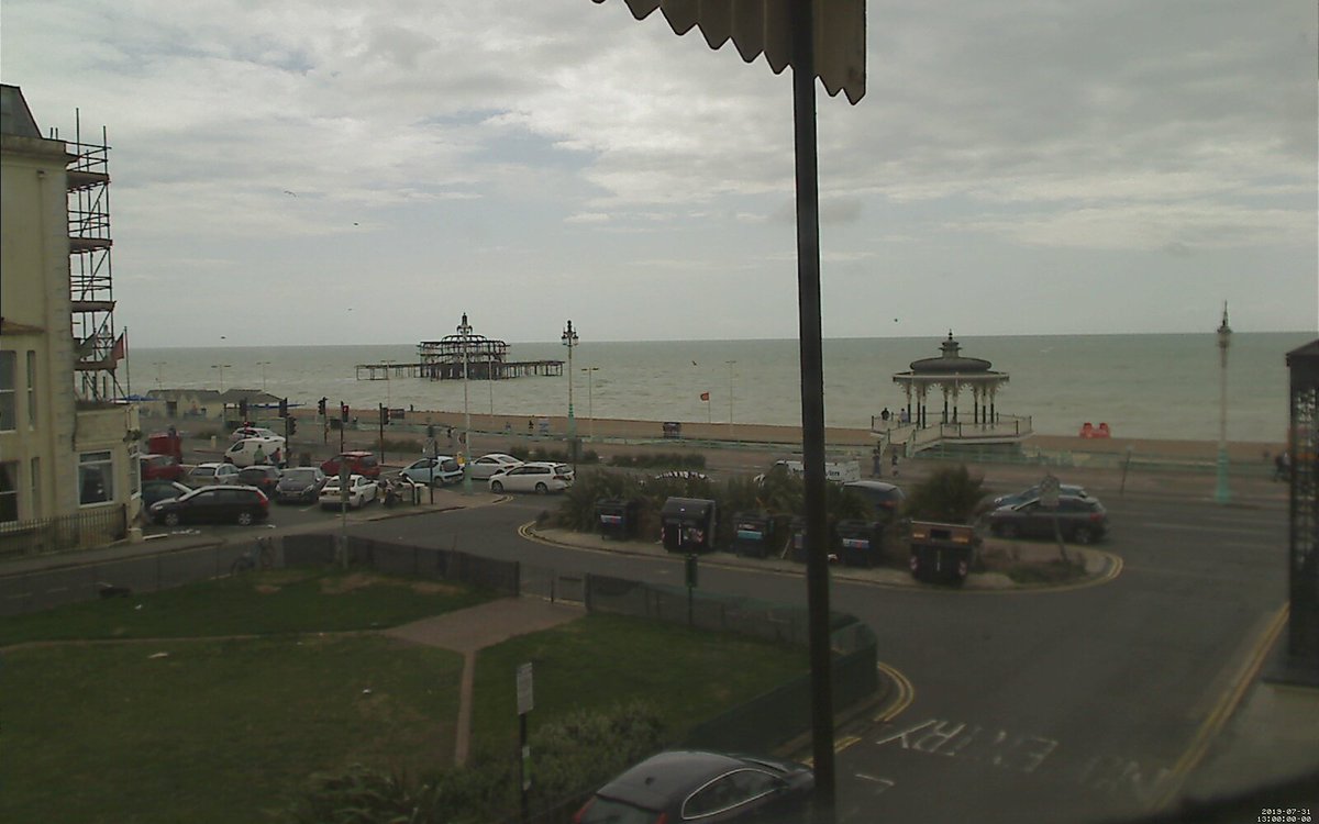 #Brighton webcam at 2019-07-31 13:00