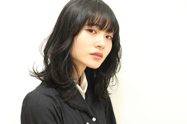 Mery Twitterissa ミディアムパーマのヘアカタログ 黒髪 前髪あり なし ゆるふわの4つのカテゴリーに分けて種類紹介します ミディアムパーマ 髪型 カタログ T Co 56yoigj8rf