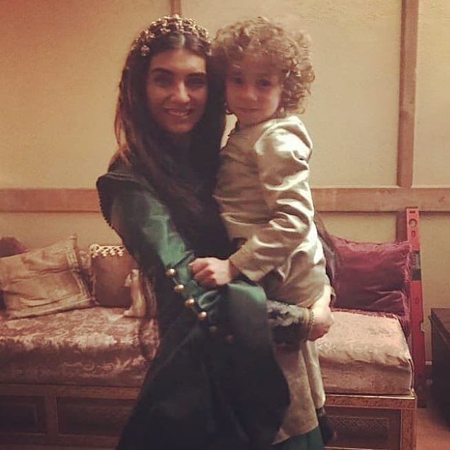 samalasumarti's tweet photo. #TubaBüyüküstün 
#TubaBuyukustun 
@TubaBustun https://t.co/hH1MJRsp0E