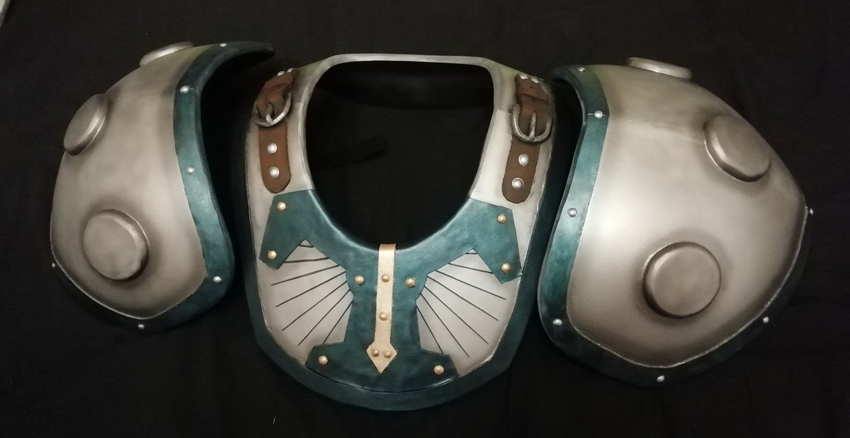 NERDSAPIEN's tweet photo. Finally finished my chest and pauldrons for my #omindran #cosplay! Also made a last minute tome to carry as a backpack. I love that the T-piece signifying Tymora!
@cwgabriel @TychoBrahe @JeremyECrawford @ChrisPerkinsDnD @wotc #AcquisitionsIncorporated #cosplay #cosplayer https://t.co/4Wy3TBVKwl